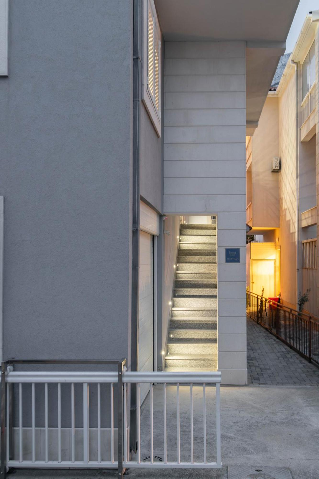 Studio Apartmani Dora มาคาร์สกา ภายนอก รูปภาพ