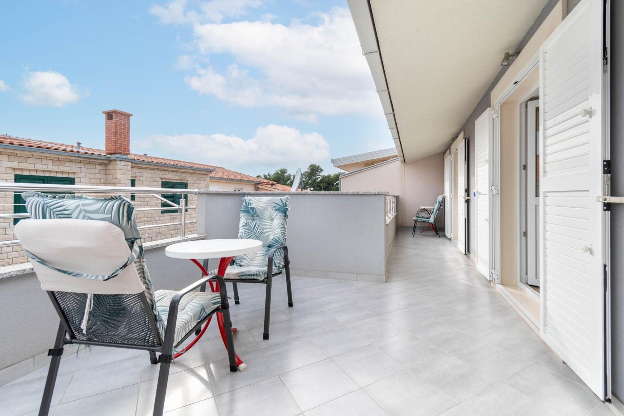 Studio Apartmani Dora มาคาร์สกา ภายนอก รูปภาพ