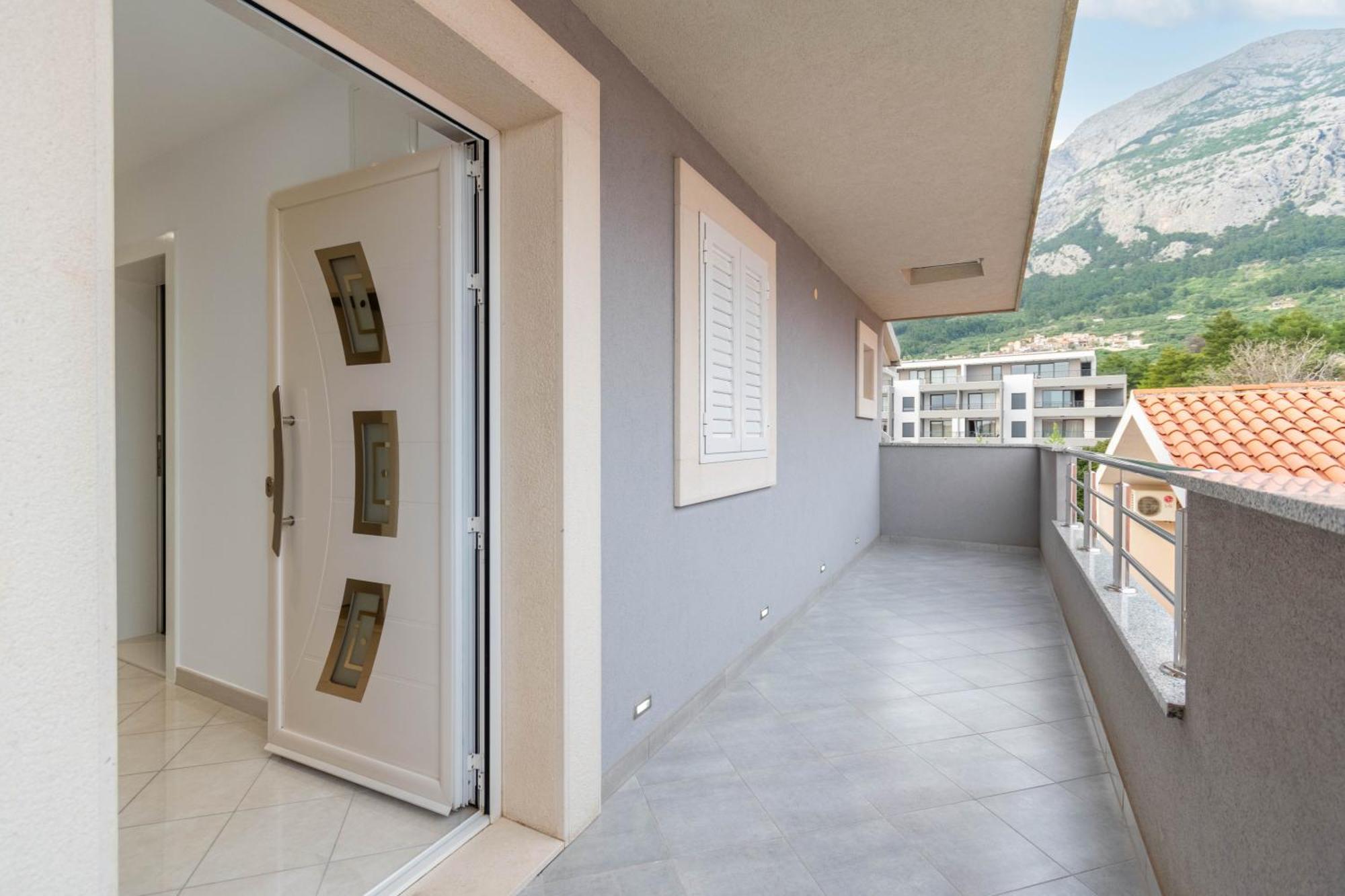 Studio Apartmani Dora มาคาร์สกา ภายนอก รูปภาพ